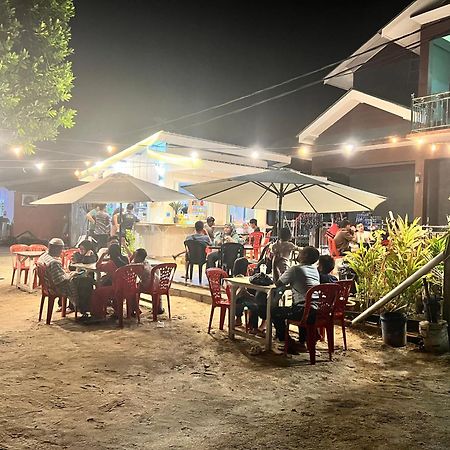 Perhentian Mama'S Hotel Kampong Pasir Hantu ภายนอก รูปภาพ