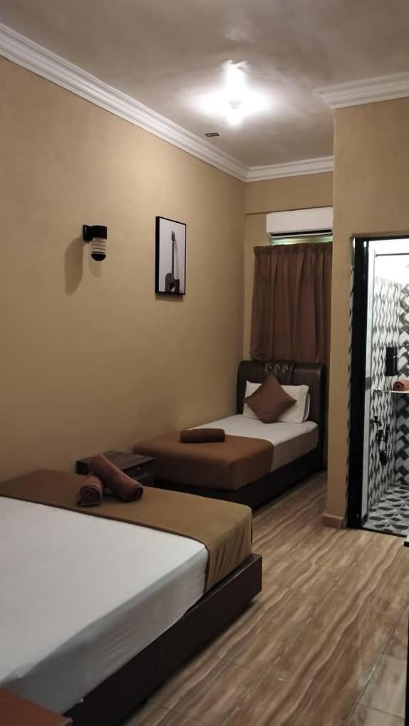Perhentian Mama'S Hotel Kampong Pasir Hantu ภายนอก รูปภาพ